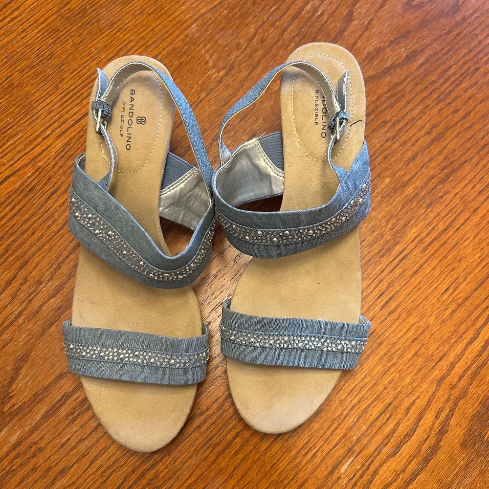 Bandolino Wedge Sandals Denim with Embellished Studs Women's Size‎ 9.5
